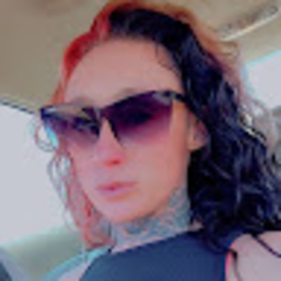 loree_ezell